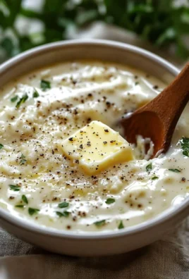 Delicious Garlic Parmesan Sauce served in a bowl, perfect for dipping and dressing