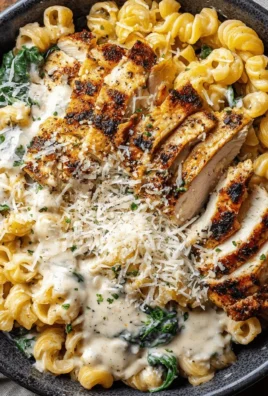 High protein garlic parmesan pasta bowl with 384 calories and 36g protein