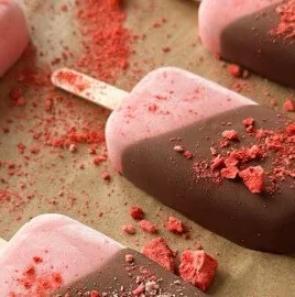 Homemade strawberry yogurt bars with fresh strawberries