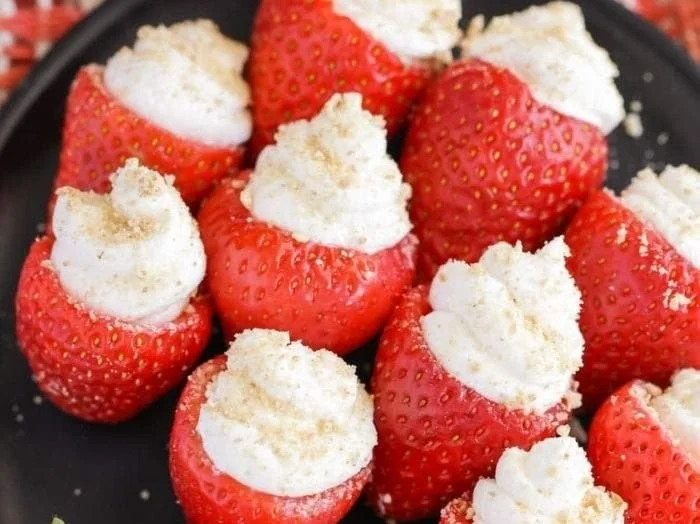 Cheesecake Stuffed Strawberries