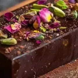 Homemade Dubai chocolate bar recipe featuring rich, flavorful ingredients