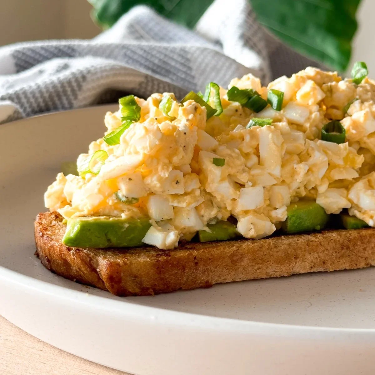 Egg salad recipe with cottage cheese instead of mayo for a healthier option